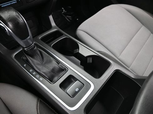 Used 2017 Ford Escape S image 24