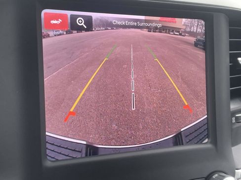 Used 2024 RAM 2500 Big Horn w/ Bed Utility Group image 4