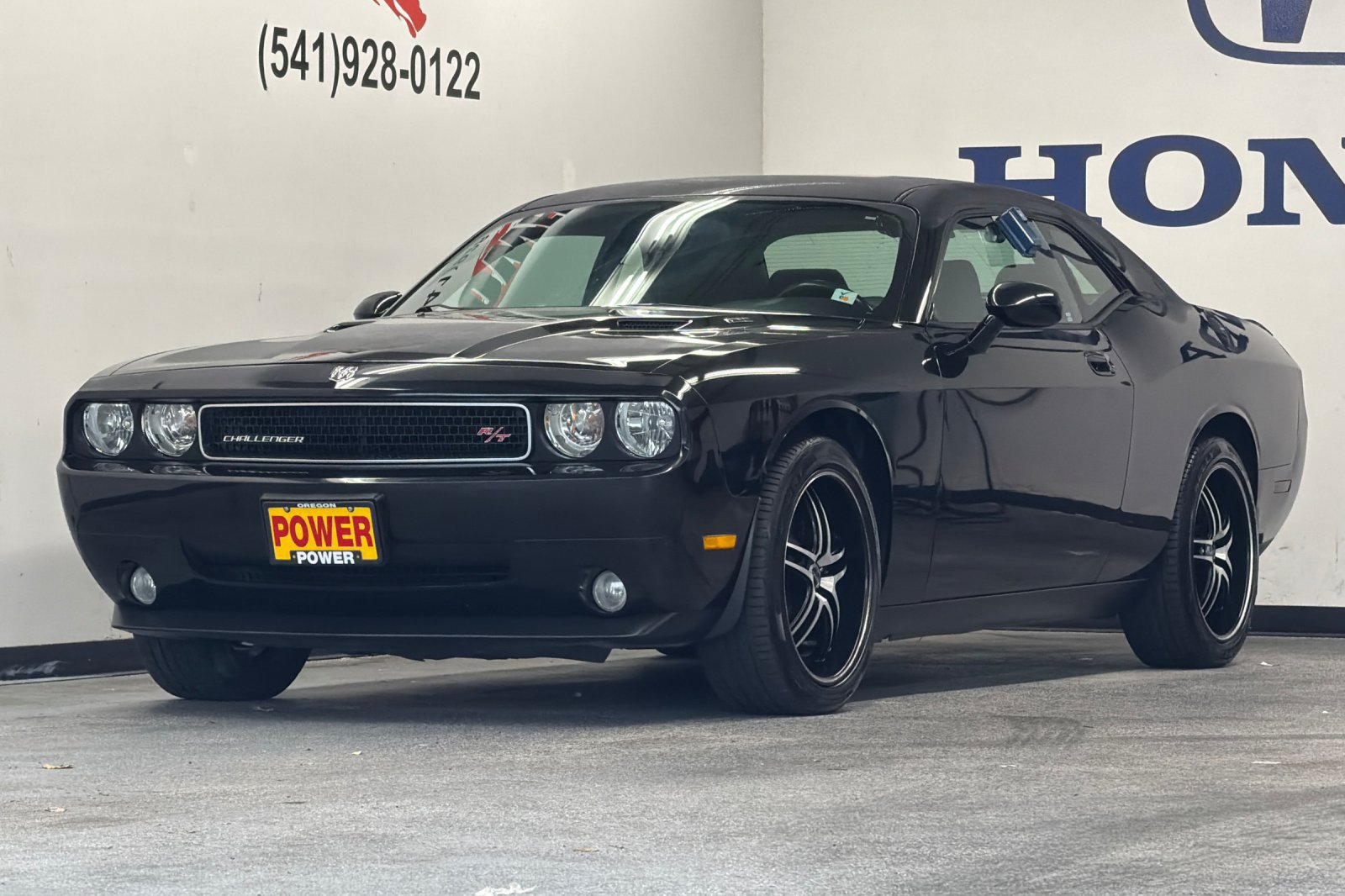 Used 2009 Dodge Challenger R/T RWD image 7