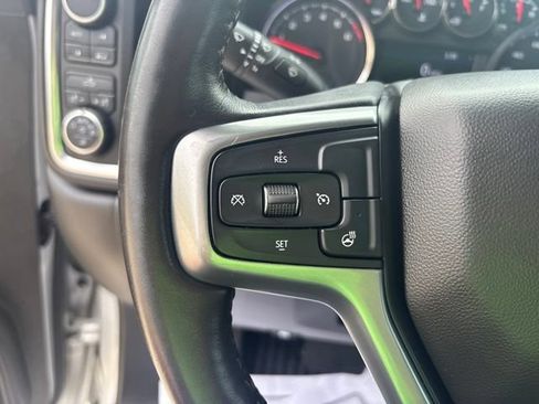 Used 2022 Chevrolet Silverado 1500 LT w/ Safety Package AWD/4WD image 14