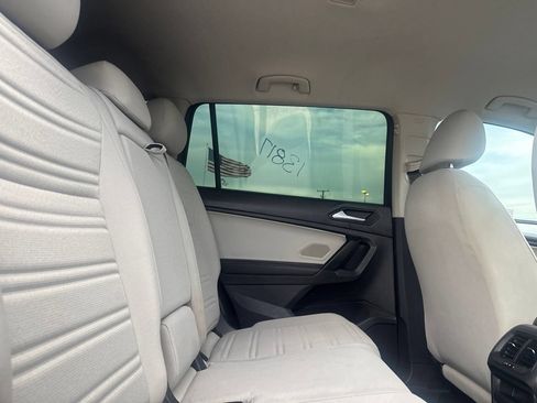 Used 2022 Volkswagen Tiguan S FWD image 30