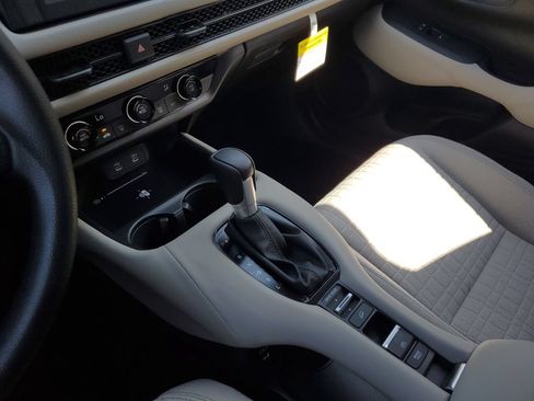 New 2027 Honda HR-V LX image 17