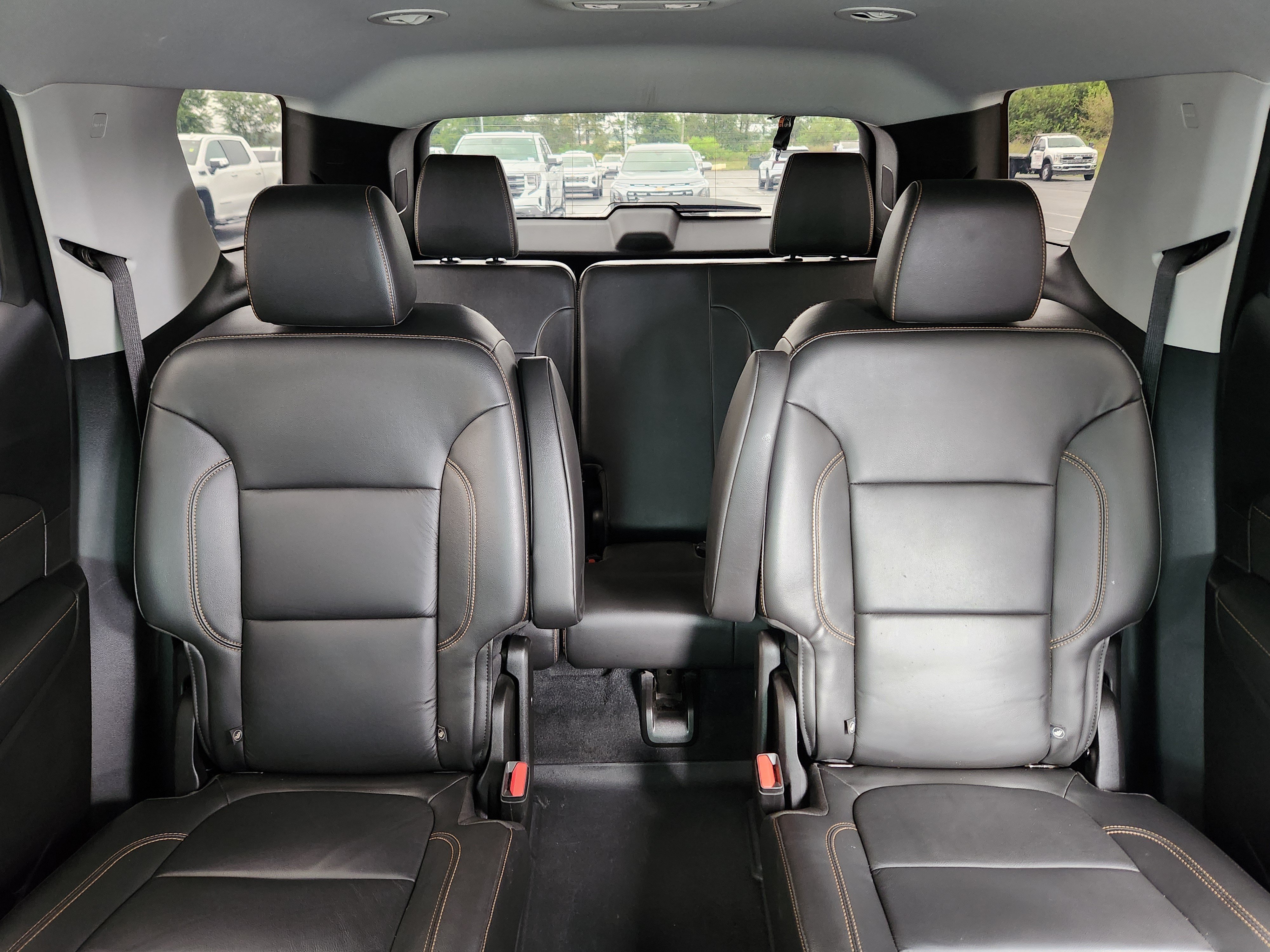 Used 2021 Chevrolet Traverse RS FWD image 11