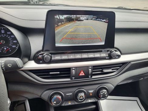 Used 2021 Kia Forte LXS image 15