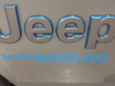 Used 2021 Jeep Wrangler Unlimited Rubicon 4xe w/ Cold Weather Group image 31