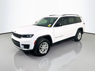 Used 2022 Jeep Grand Cherokee L Laredo w/ Luxury Tech Group I AWD/4WD video 3