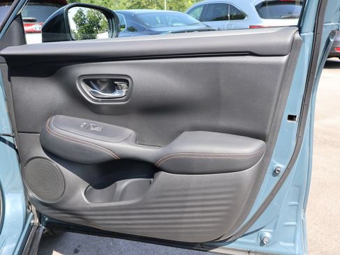 Certified 2025 Honda HR-V Sport image 11