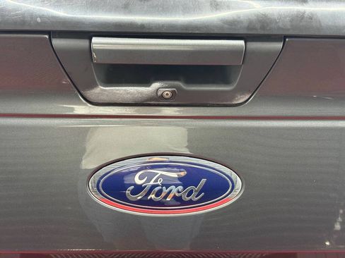 Used 2016 Ford F150 XLT w/ Equipment Group 302A Luxury AWD/4WD image 32