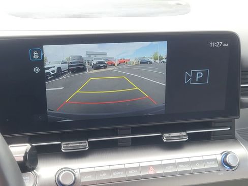 Used 2025 Hyundai Kona SEL AWD/4WD image 23