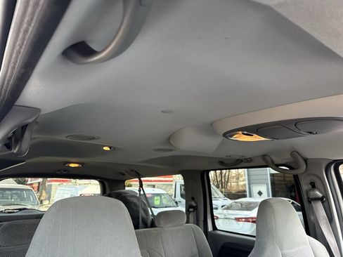 Used 2003 Ford Excursion XLT image 28