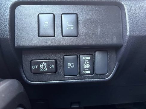 Used 2023 Toyota Tacoma TRD Off-Road w/ Advanced Technology Package AWD/4WD image 34
