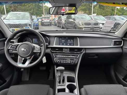 Used 2019 Kia Optima LX FWD image 18
