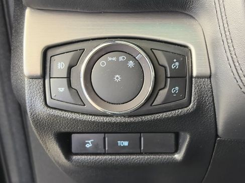 Used 2017 Ford Explorer Platinum AWD/4WD image 24