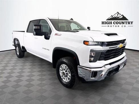 Used 2024 Chevrolet Silverado 2500 LT w/ Convenience Package AWD/4WD image 1