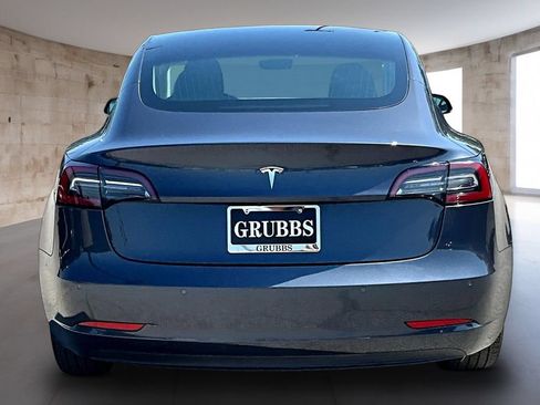 Used 2020 Tesla Model 3 Standard Range Plus RWD image 5