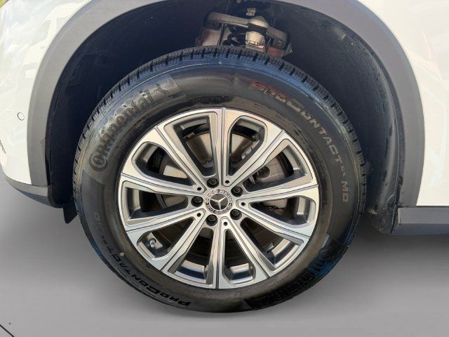 Certified 2026 Mercedes-Benz GLC 300 4MATIC image 8
