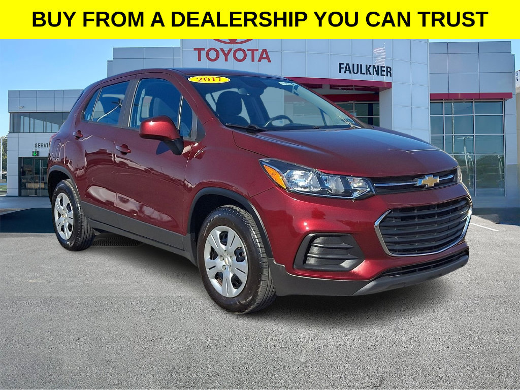 Used 2017 Chevrolet Trax LS FWD image 1