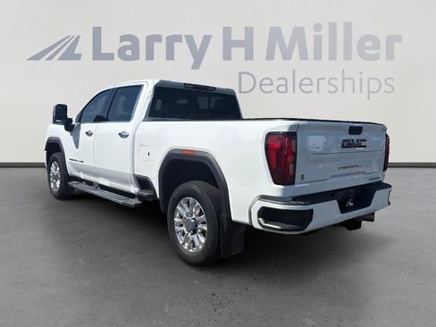 Used 2021 GMC Sierra 3500 Denali w/ Denali Ultimate Package AWD/4WD image 3
