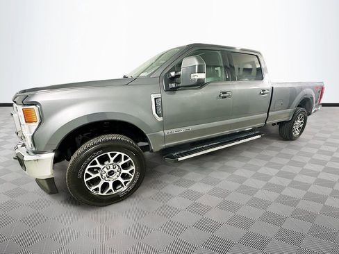 Certified 2022 Ford F250 Lariat w/ Lariat Ultimate Package AWD/4WD image 6