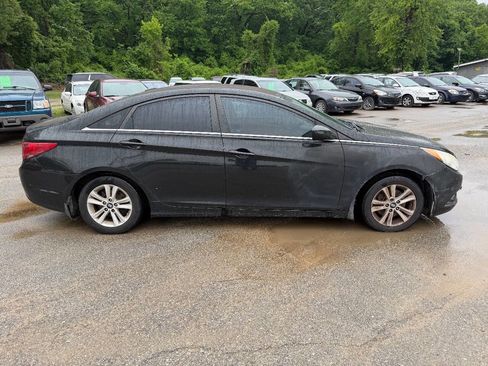 Used 2013 Hyundai Sonata GLS w/ Popular Equipment Pkg FWD image 9
