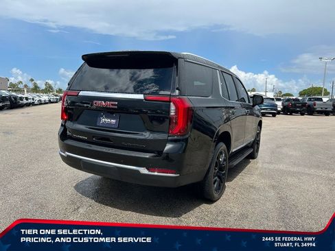Used 2025 GMC Yukon Elevation AWD/4WD image 5