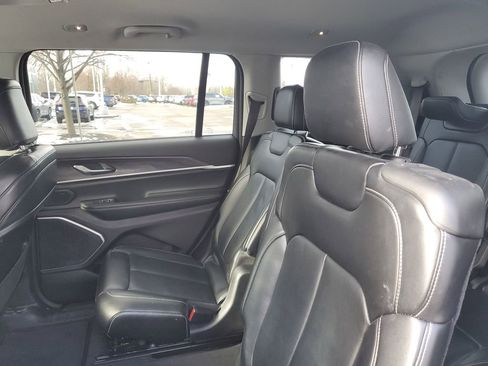 Used 2021 Jeep Grand Cherokee L Limited image 30