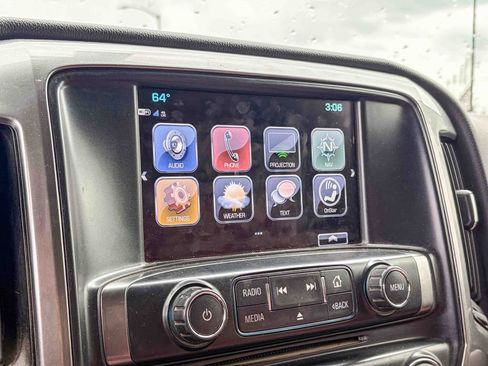 Used 2017 Chevrolet Silverado 2500 LT w/ LT Convenience Package image 9