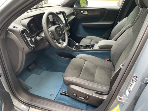 Certified 2023 Volvo C40 P8 Recharge Ultimate AWD/4WD image 13