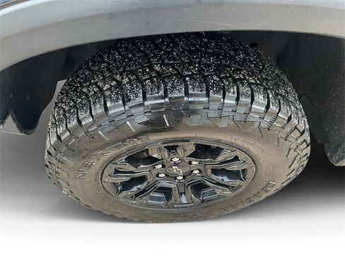 Used 2023 Chevrolet Silverado 1500 ZR2 w/ Technology Package image 14