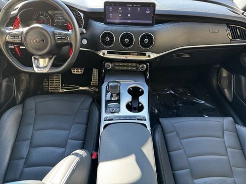 Used 2022 Kia Stinger GT2 image 10