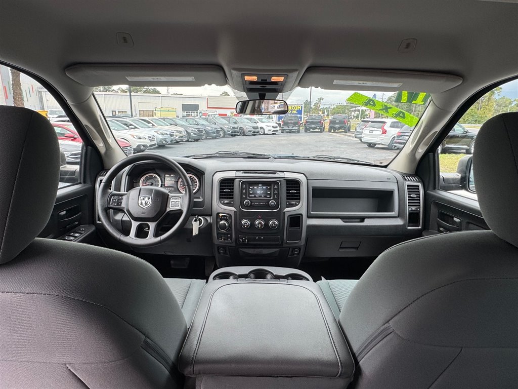 Used 2017 RAM 1500 Express AWD/4WD image 20