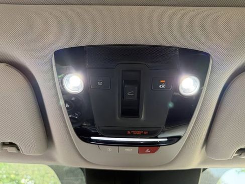 Certified 2023 Kia Sorento SX FWD image 25