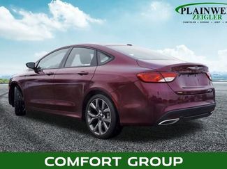 Used 2016 Chrysler 200 S w/ Sun & Sound Group video 2