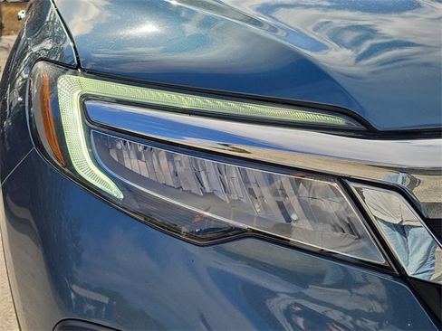 Used 2022 Honda Pilot Touring image 7