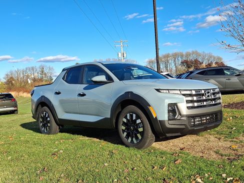 New 2026 Hyundai Santa Cruz SE image 1