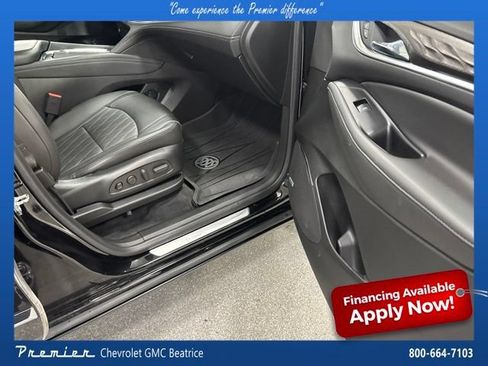 Used 2023 Buick Enclave Avenir AWD/4WD image 13