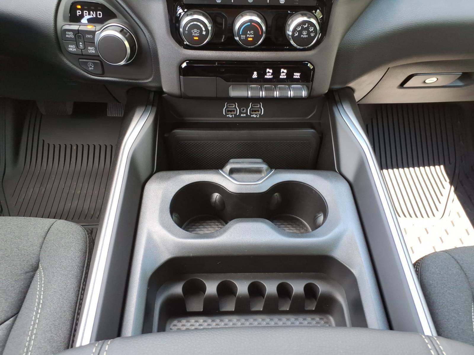 New 2026 RAM 1500 Big Horn AWD/4WD image 22
