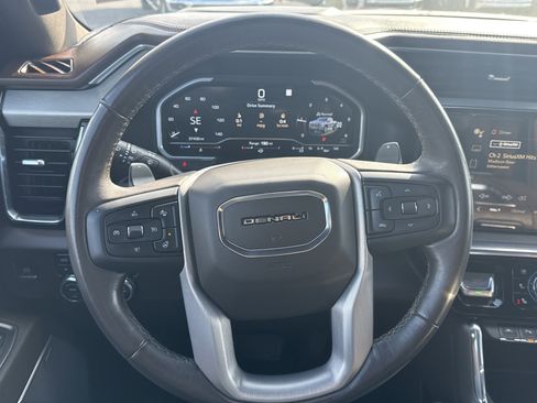 Used 2022 GMC Sierra 1500 Denali w/ Technology Package image 18