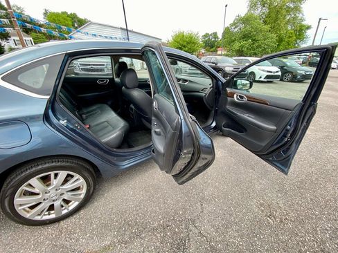 Used 2015 Nissan Sentra SL FWD image 11