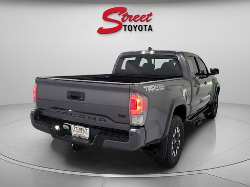 Certified 2021 Toyota Tacoma TRD Off-Road w/ Technology Package AWD/4WD image 4