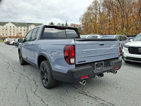 New 2026 Honda Ridgeline Black Edition image 4