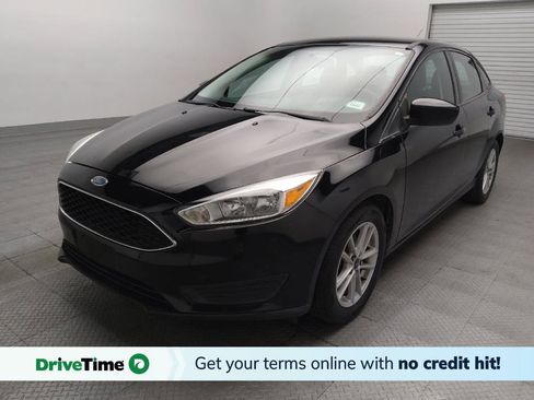 Used 2018 Ford Focus SE FWD image 1