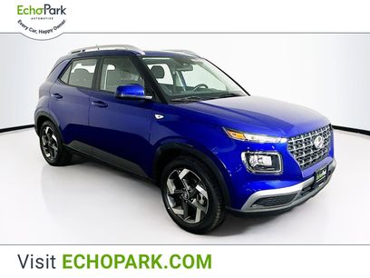 Used 2023 Hyundai Venue SEL