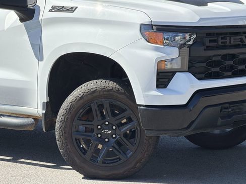 Used 2024 Chevrolet Silverado 1500 Custom Trail Boss w/ Turbomax Blackout Package image 13