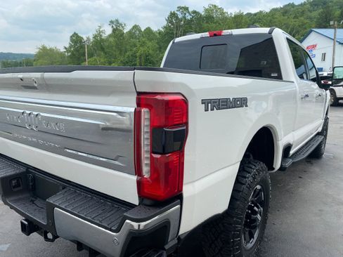 New 2025 Ford F250 King Ranch w/ Tremor Off-Road Package image 13