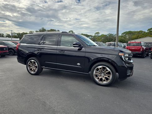 New 2025 Ford Expedition King Ranch image 2