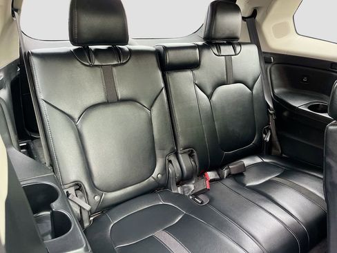 Used 2023 Honda Pilot Touring image 28