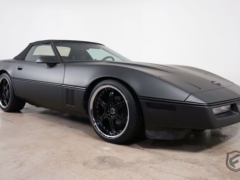Used 1987 Chevrolet Corvette 2dr Convertible image 2