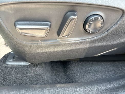 Used 2025 Toyota RAV4 XLE w/ Convenience Package image 14