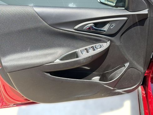 Used 2025 Chevrolet Malibu LT FWD image 13